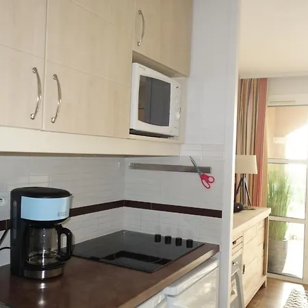 Apartment Village Cap Esterel Agay St Raphael Vue Et Piscine Saint-Raphael (Var)