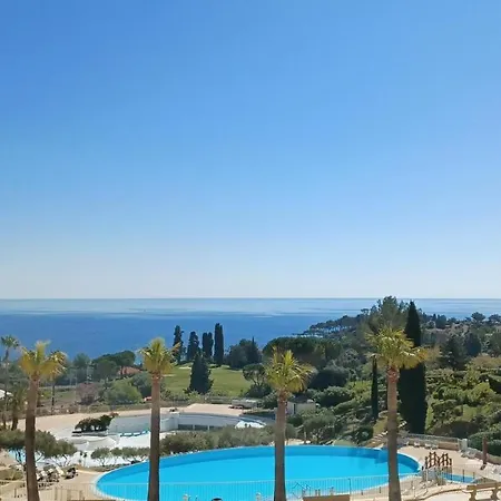 Apartment Village Cap Esterel Agay St Raphael Vue Et Piscine *