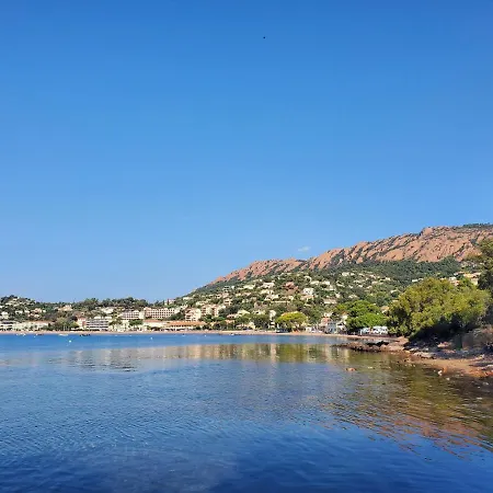 Village Cap Esterel Agay St Raphael Vue Et Piscine Apartament Saint-Raphaël