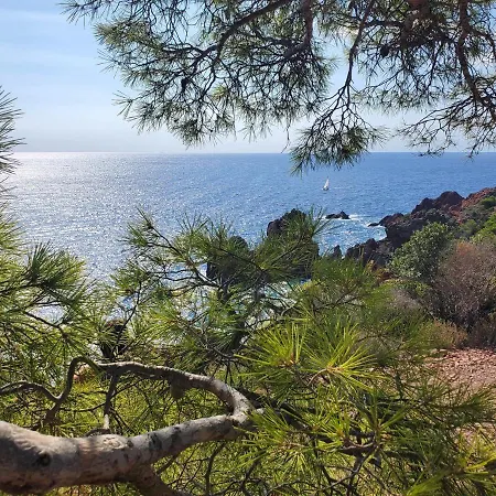Apartment Village Cap Esterel Agay St Raphael Vue Et Piscine *