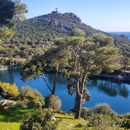 Village Cap Esterel Agay St Raphael Vue Et Piscine Apartment Saint-Raphael (Var)