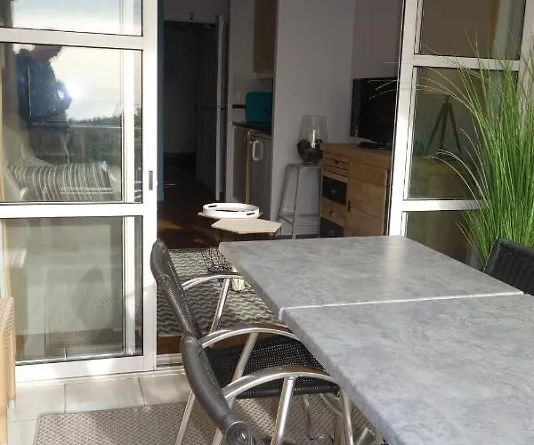 Village Cap Esterel Agay St Raphael Vue Et Piscine Lägenhet