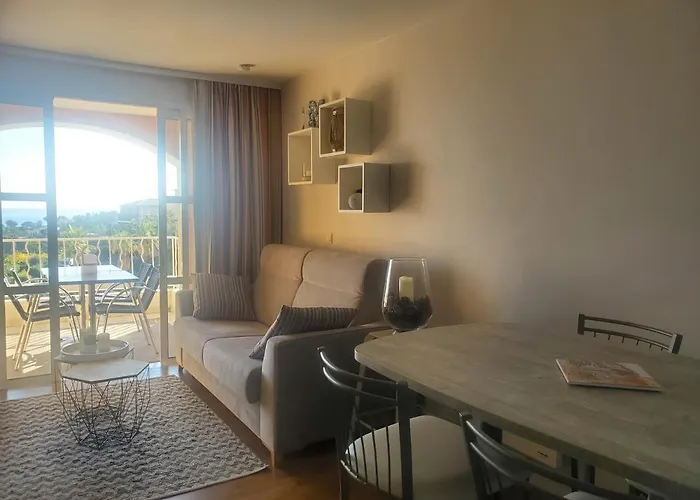 Village Cap Esterel Agay St Raphael Vue Et Piscine Сен-Рафаэль