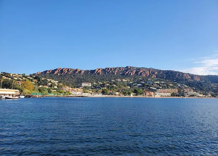 Lägenhet Village Cap Esterel Agay St Raphael Vue Et Piscine