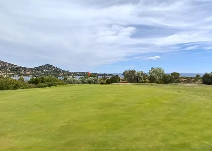 Village Cap Esterel Agay St Raphael Vue Et Piscine Lägenhet *